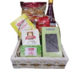 RAMADAN CUSTOMISED BASKET WITH DELIVERY OFFER ORDER NOW Express gifts by wahid solution option 1