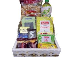 RAMADAN CUSTOMISED BASKET WITH DELIVERY OFFER ORDER NOW Express gifts by wahid solution option 4